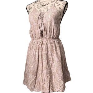 Tobi Sexy Back Paisley Print Mini Dress in Size Small
